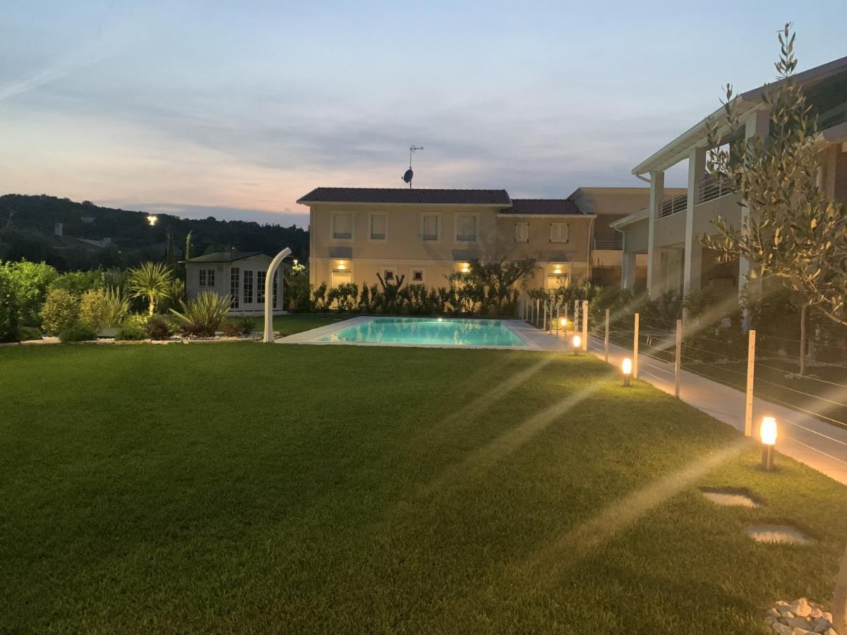 Villa Meri Manerba del Garda Exterior foto