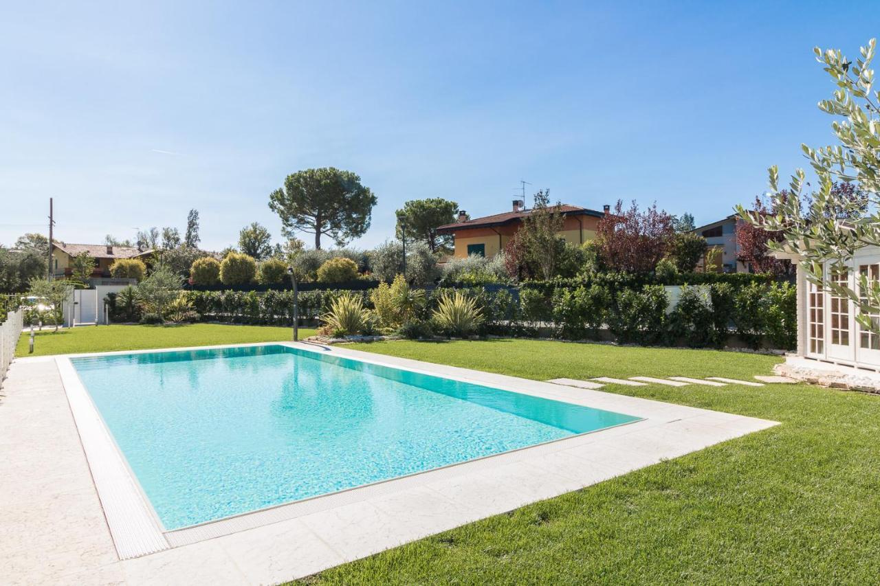 Villa Meri Manerba del Garda Exterior foto